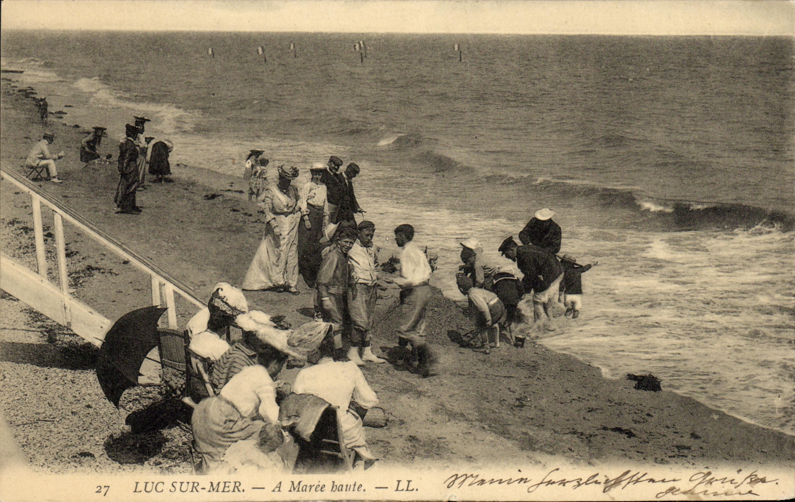 La POSTAL Lucas de la VENDIMIA en Mer tiene alta marea