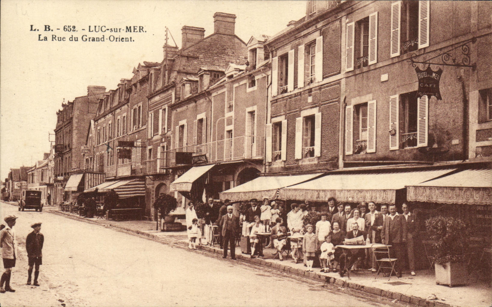 POSTAL Lucas de la VENDIMIA en la calle del mar del gran hotel del este del mar