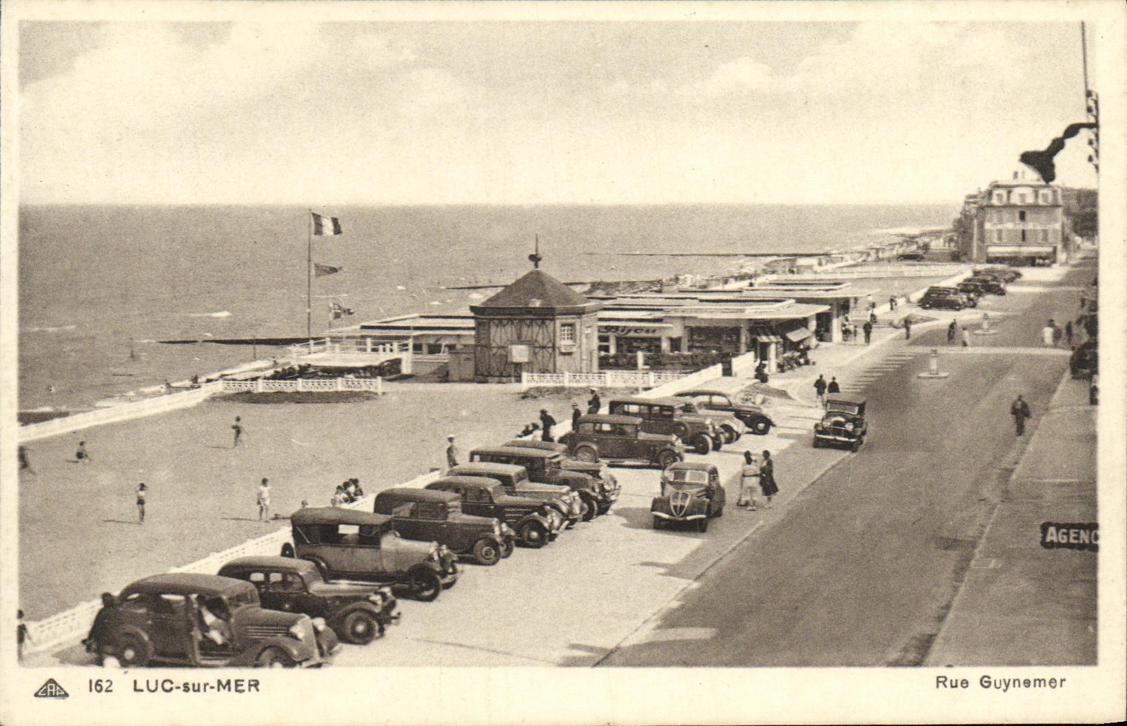 CPA Luc Sur Mer Rue Guynemer