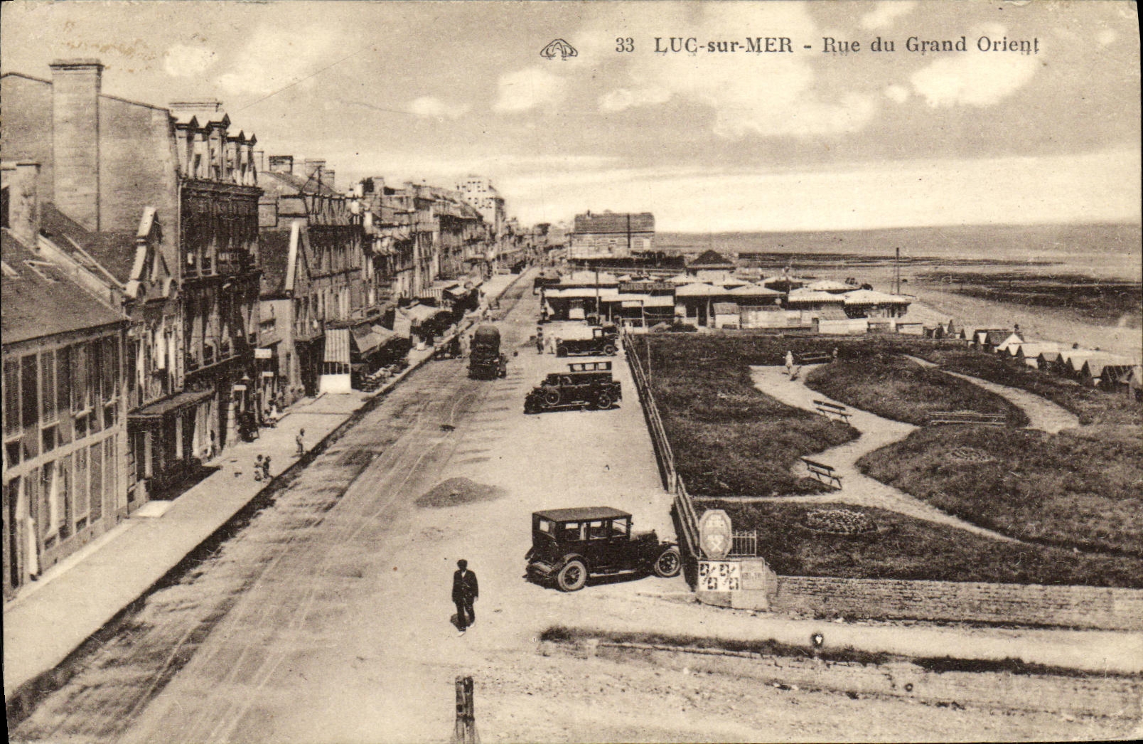 CPA Luc Sur Mer Rue du Grand Orient