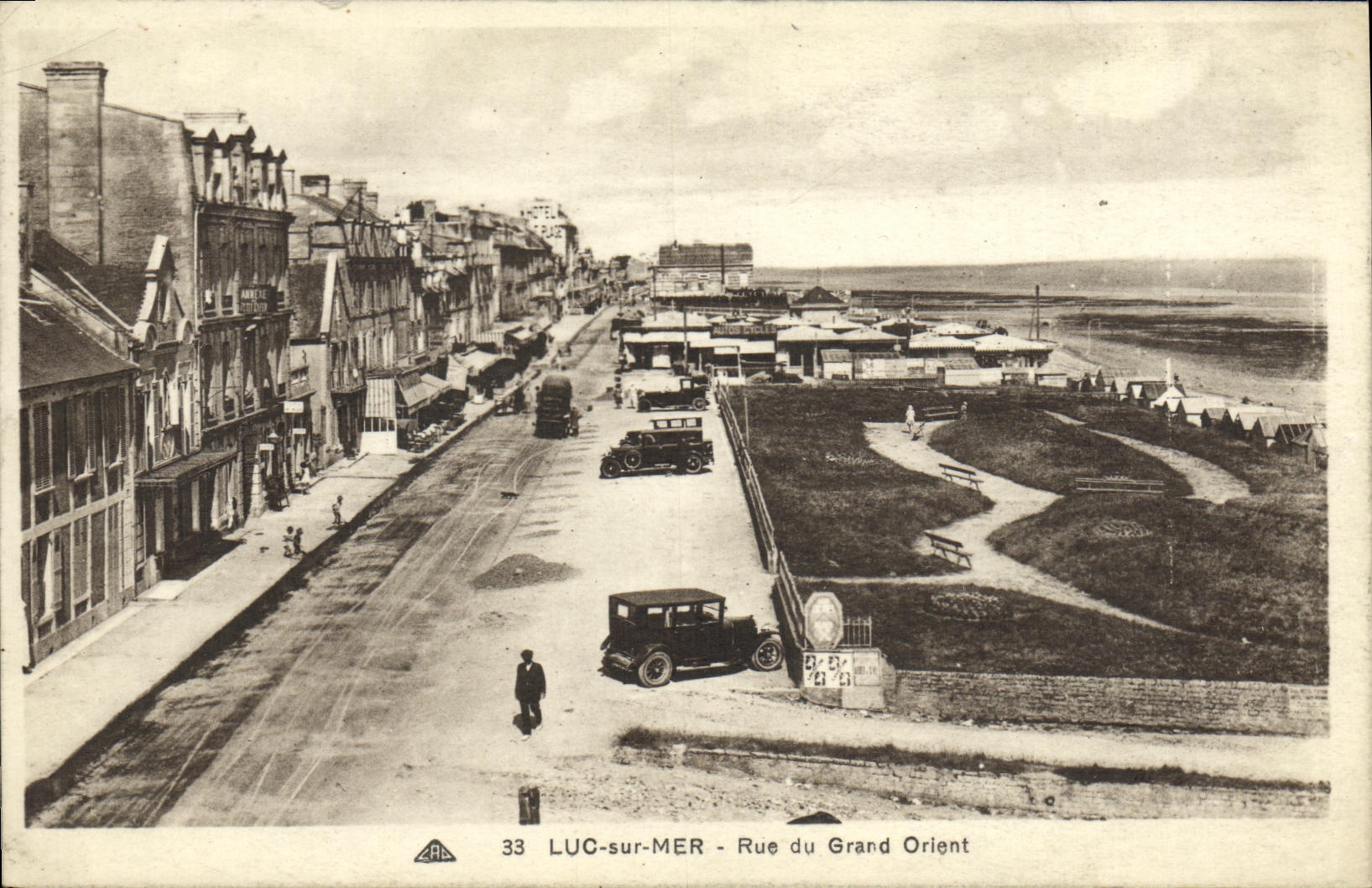 POSTAL Lucas de la VENDIMIA en la calle del mar de Orlent grande