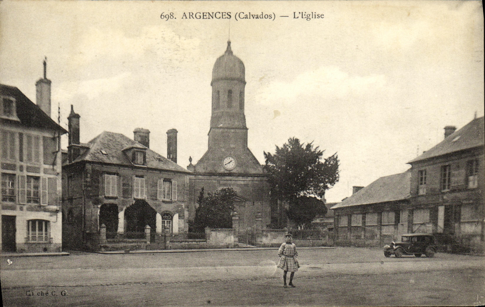 VINTAGE POSTCARD Argences L Church