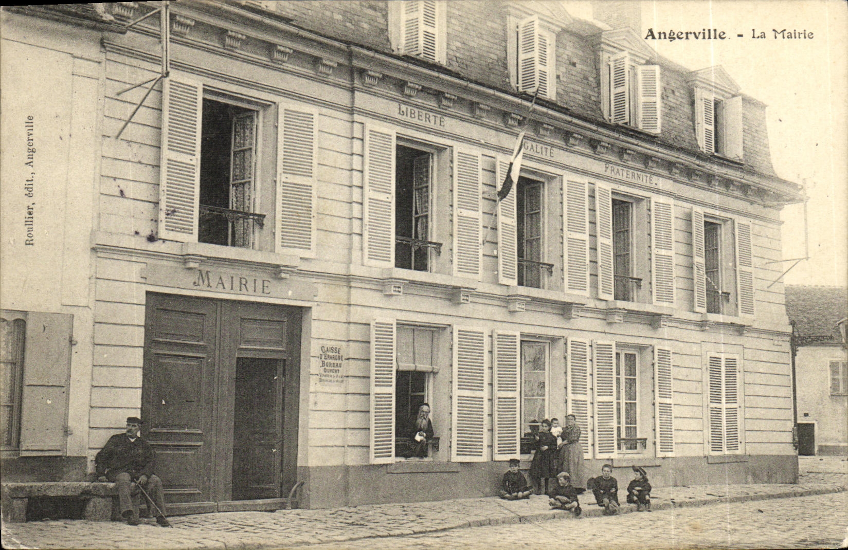 VINTAGE POSTCARD Angerville the Town hall