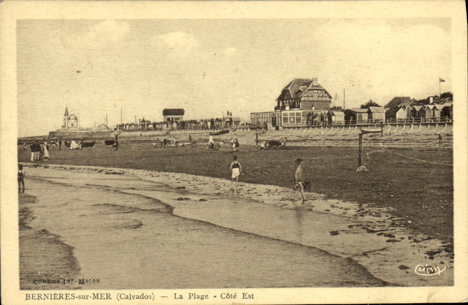 CPA Bernieres La plage 