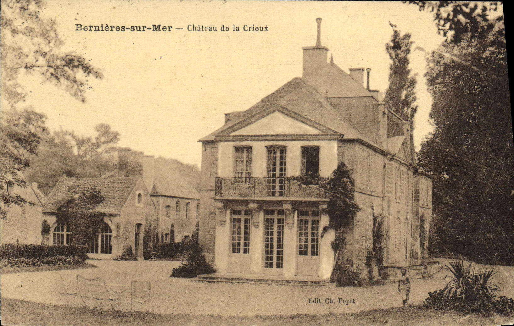 CPA Bernieres Sur Mer Chateau de la Crioux