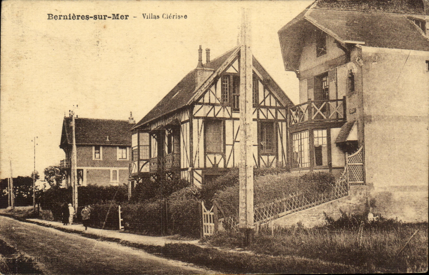 VINTAGE POSTCARD Bernieres On Sea Clerisse Villas