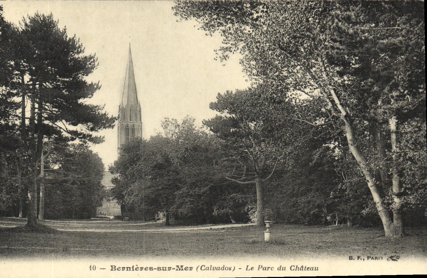 CPA Berniers Sur Mer Le parc du chateau