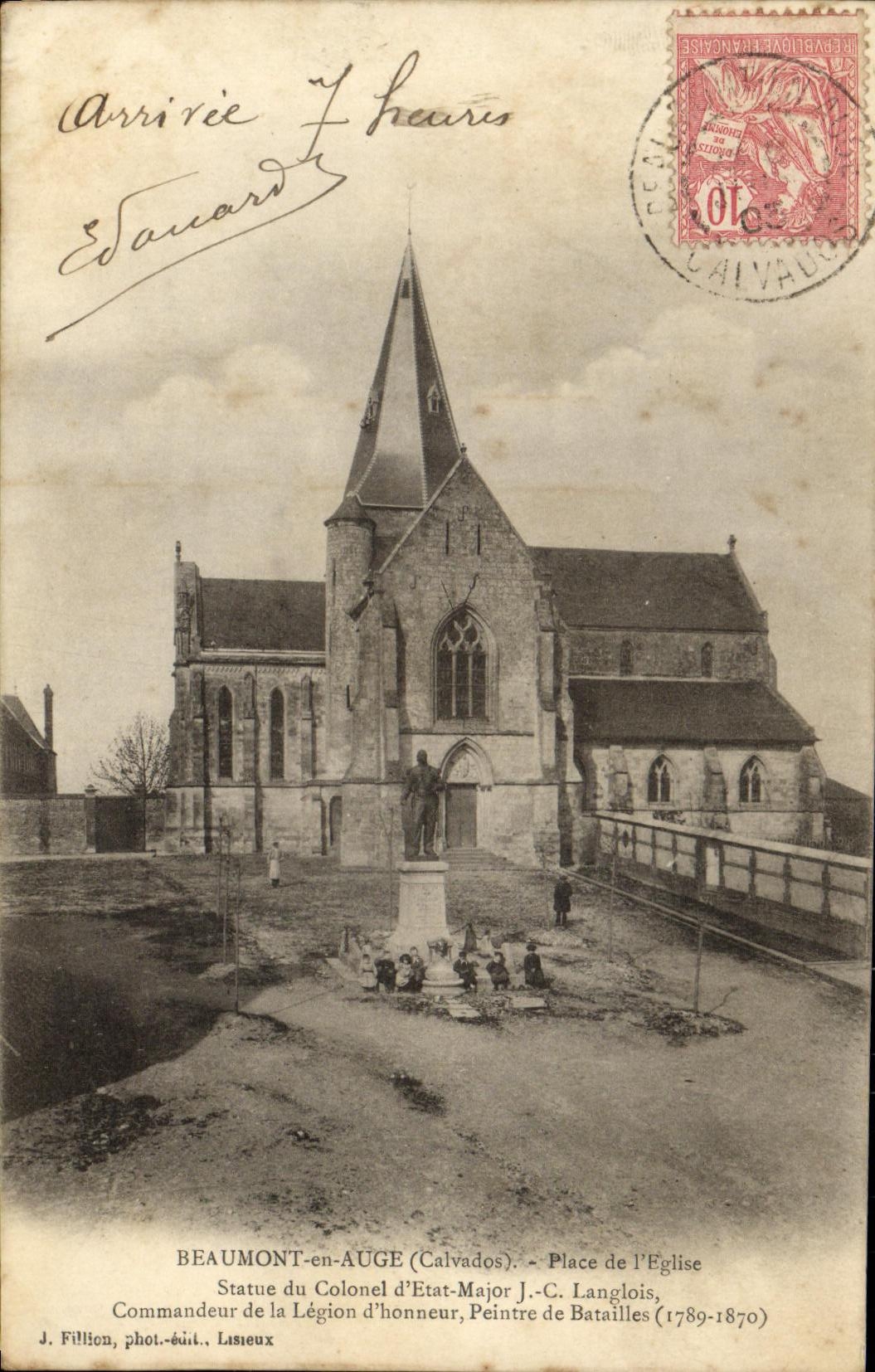 CPA Beaumont en Auge Place de l Eglise