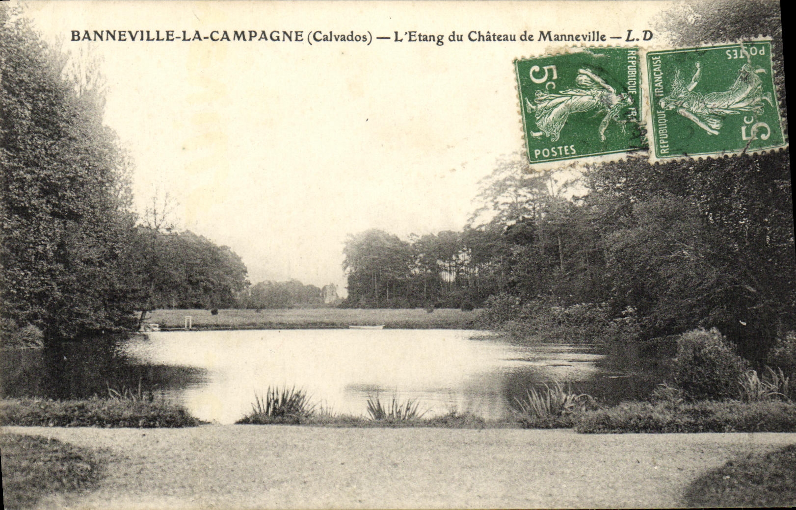 CPA Banneville la Campagne L Etang du Chateau de Manneville