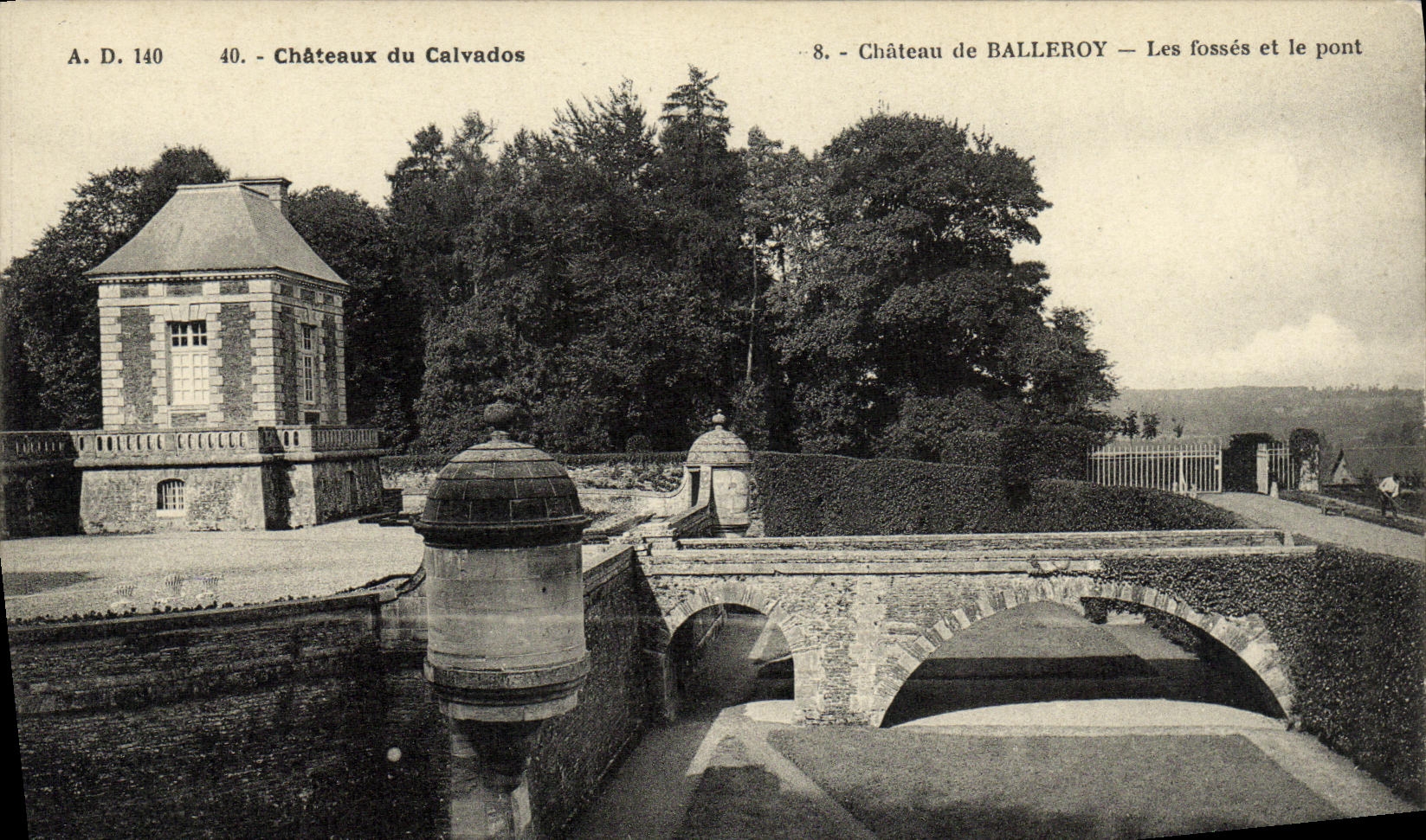 VINTAGE POSTCARD Castle of Balleroy pits and the bridge