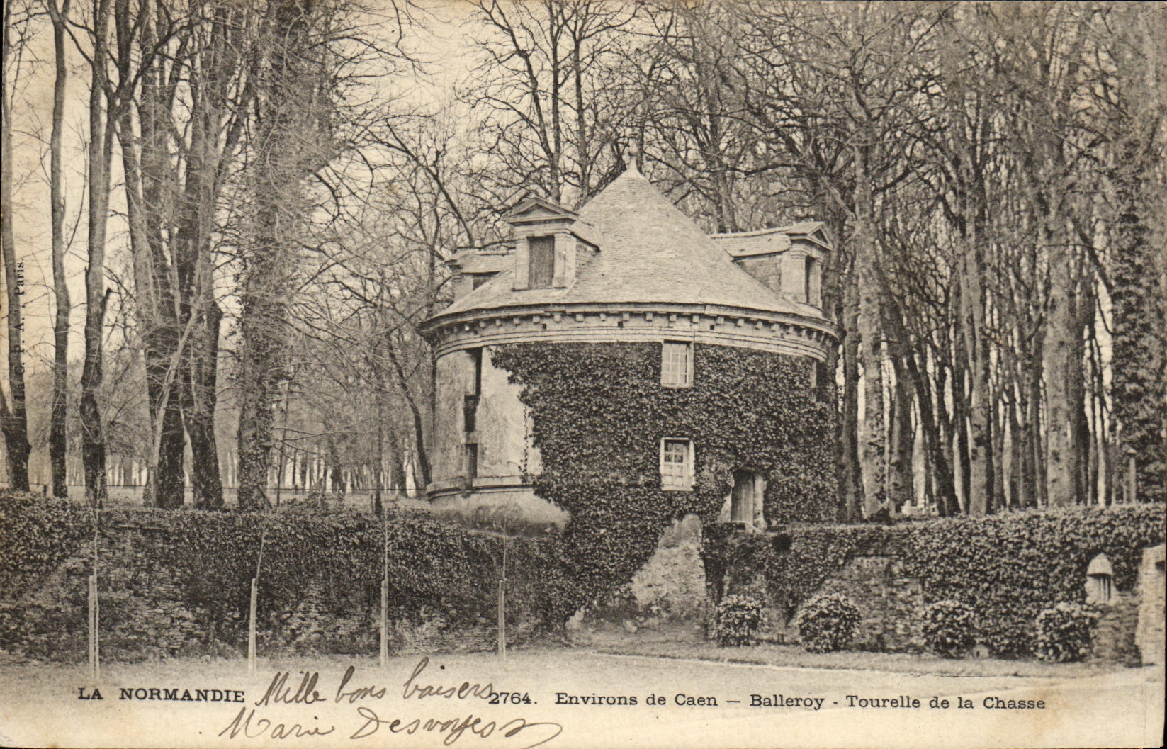 VINTAGE POSTCARD Surroundings of Caen Balleroy Turret of Hunting