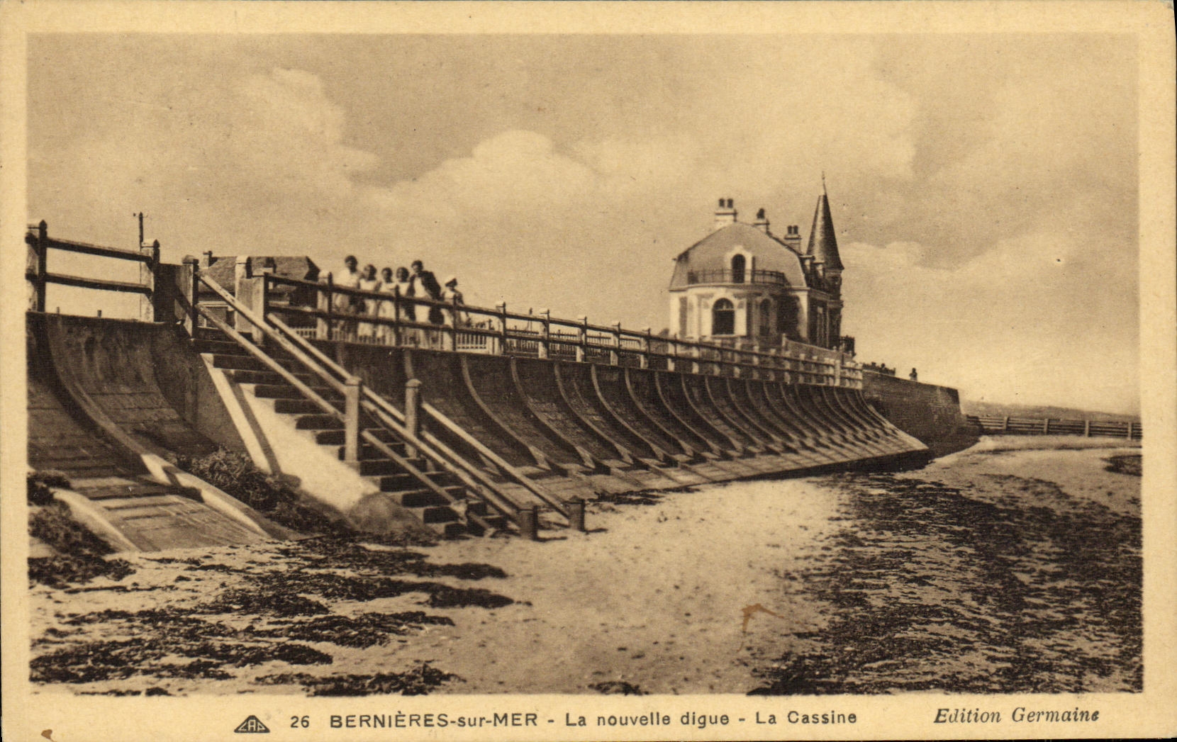CPA Bernieres sur Mer La Digue La Cassine