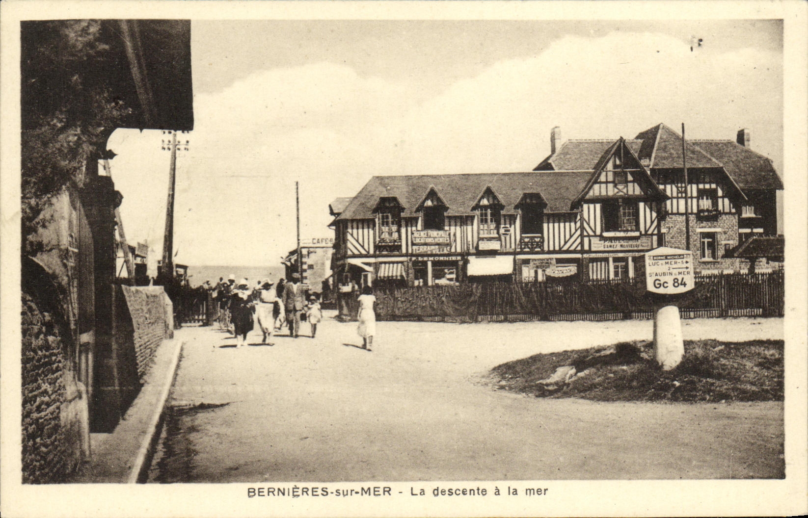 VINTAGE POSTCARD Bernieres on Sea descent with the sea