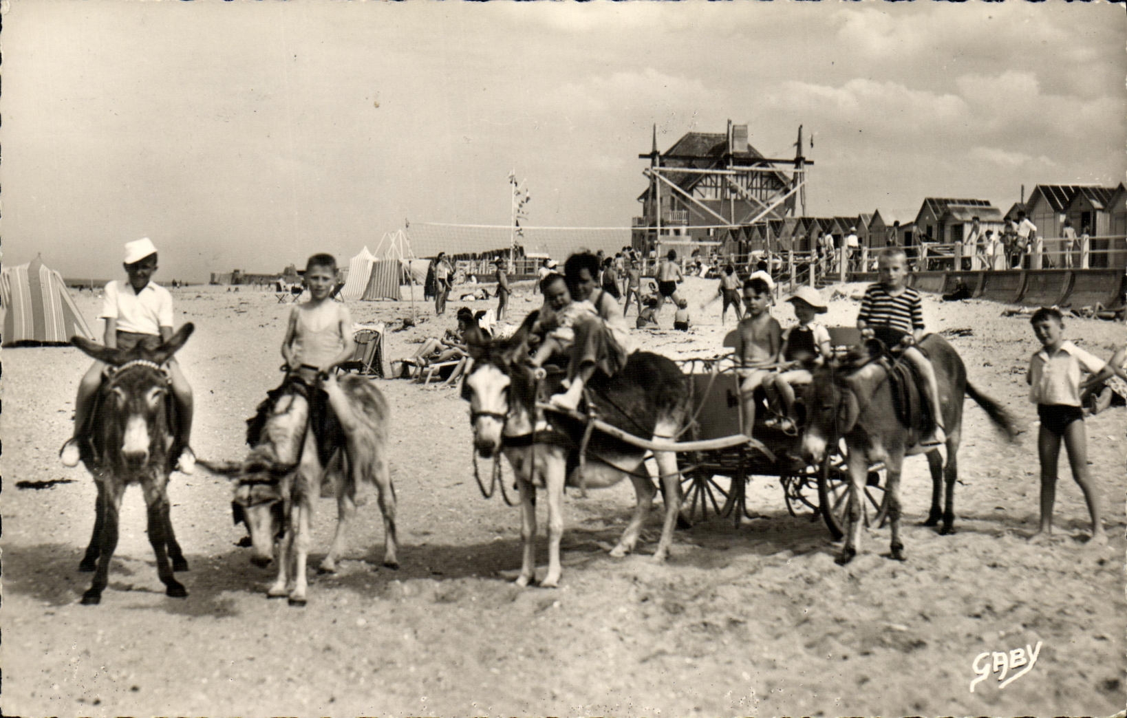 MODERN CARD Bernieres on Mer Walk has Anes Children Volleyball Ball Volleyball Ball