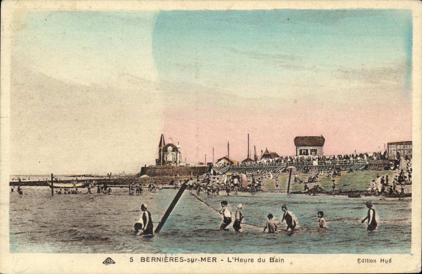 CPA Bernieres sur Mer L Heure du Bain