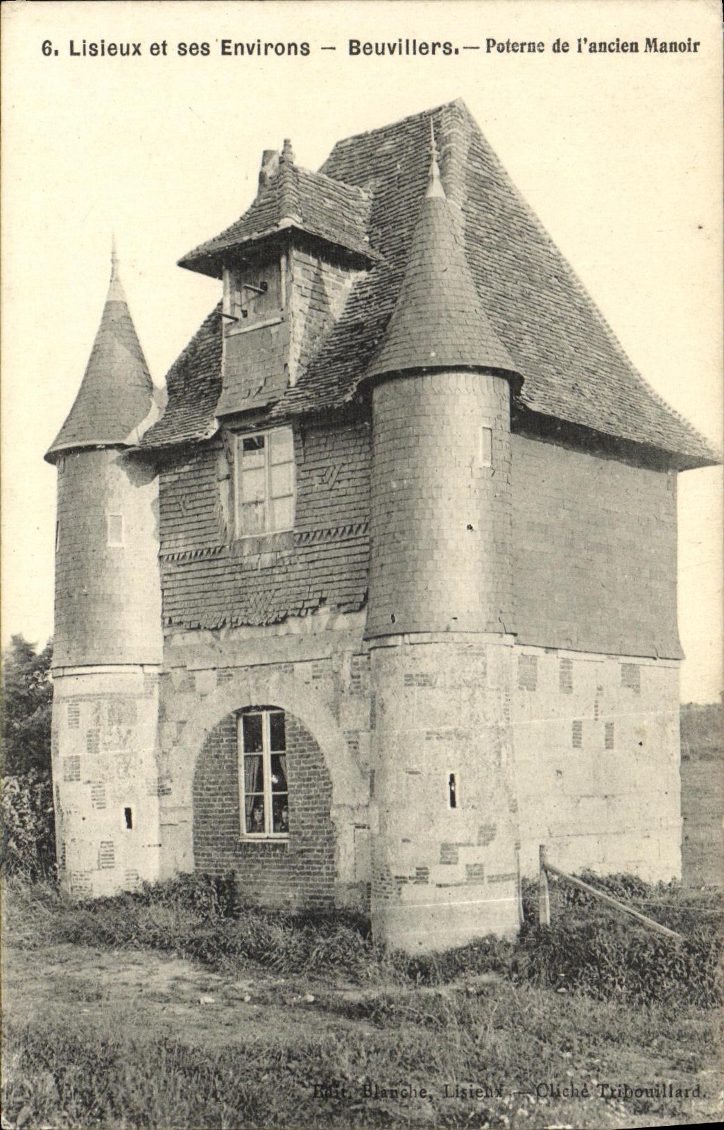 CPA Lisieux et ses Environs Beuvillers Poterne de l ancien Manoir