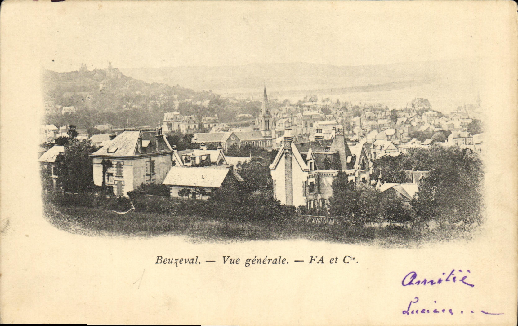 VINTAGE POSTCARD Beuzeval View