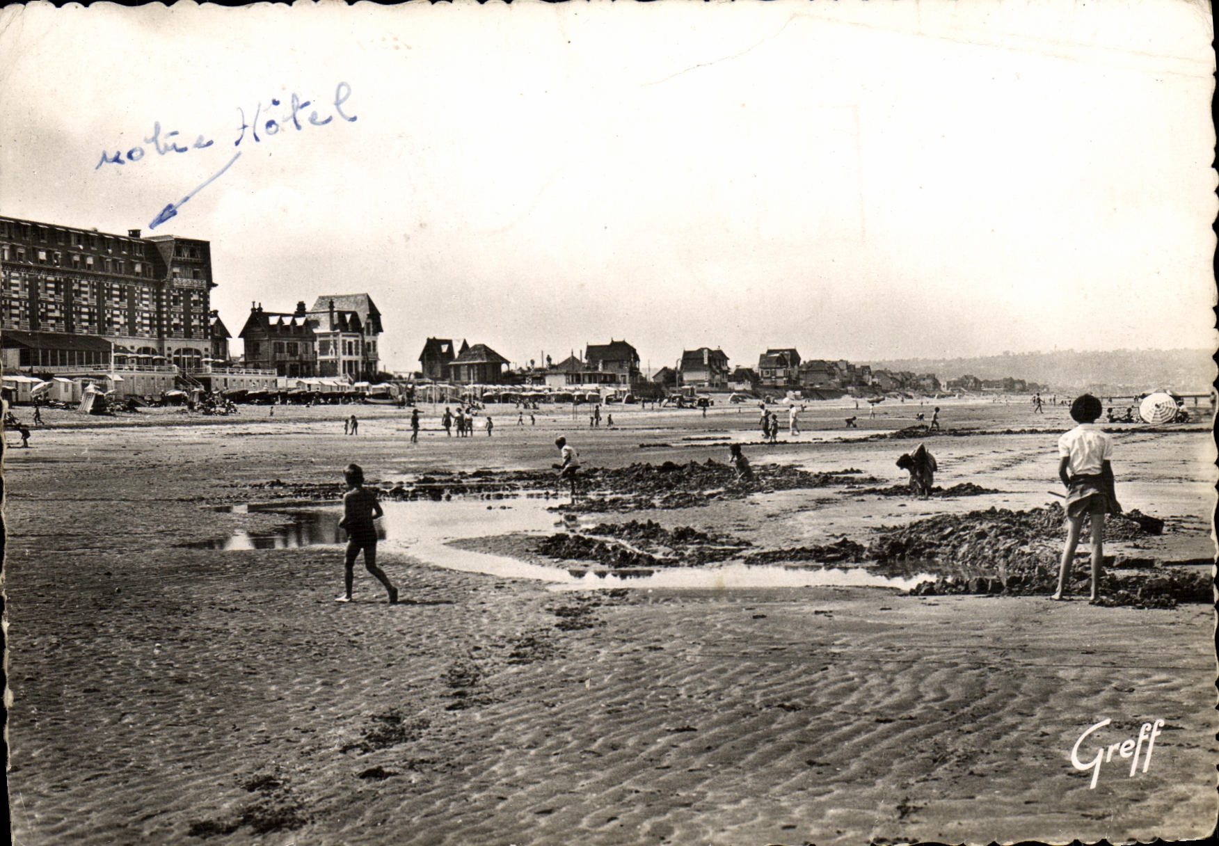CPM Blonville sur Mer La Plage 