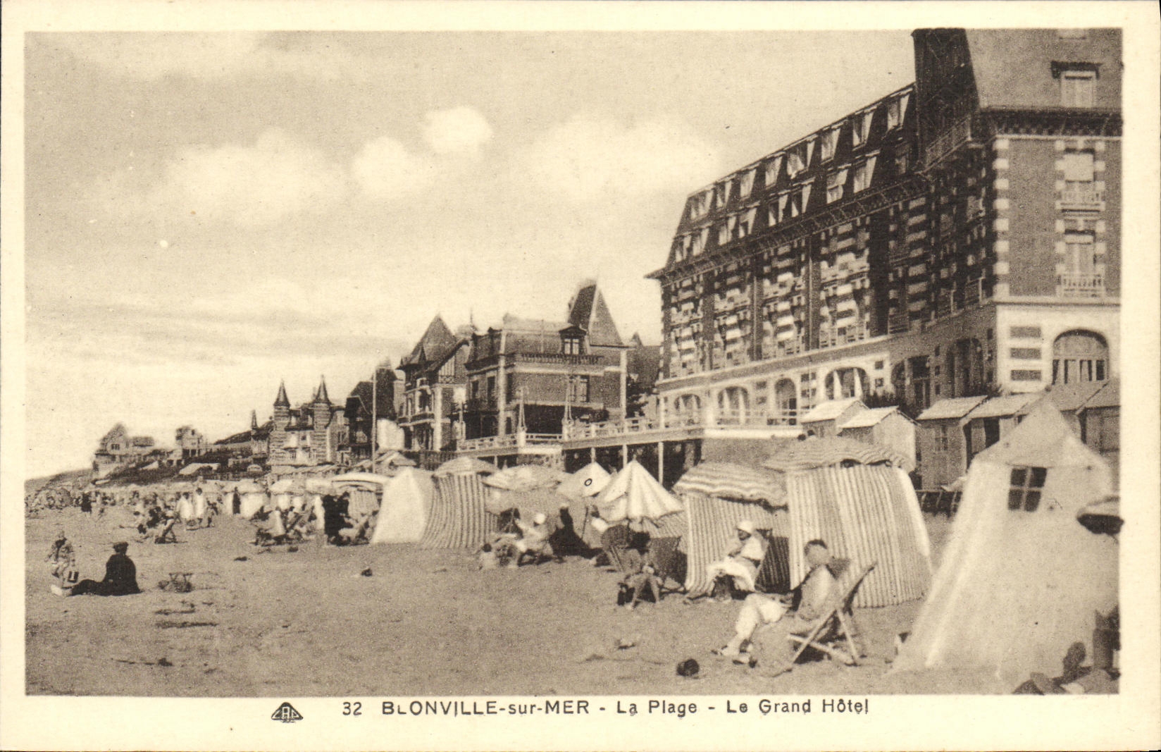 VINTAGE POSTCARD Blonville on Sea the Large Hotel the beach