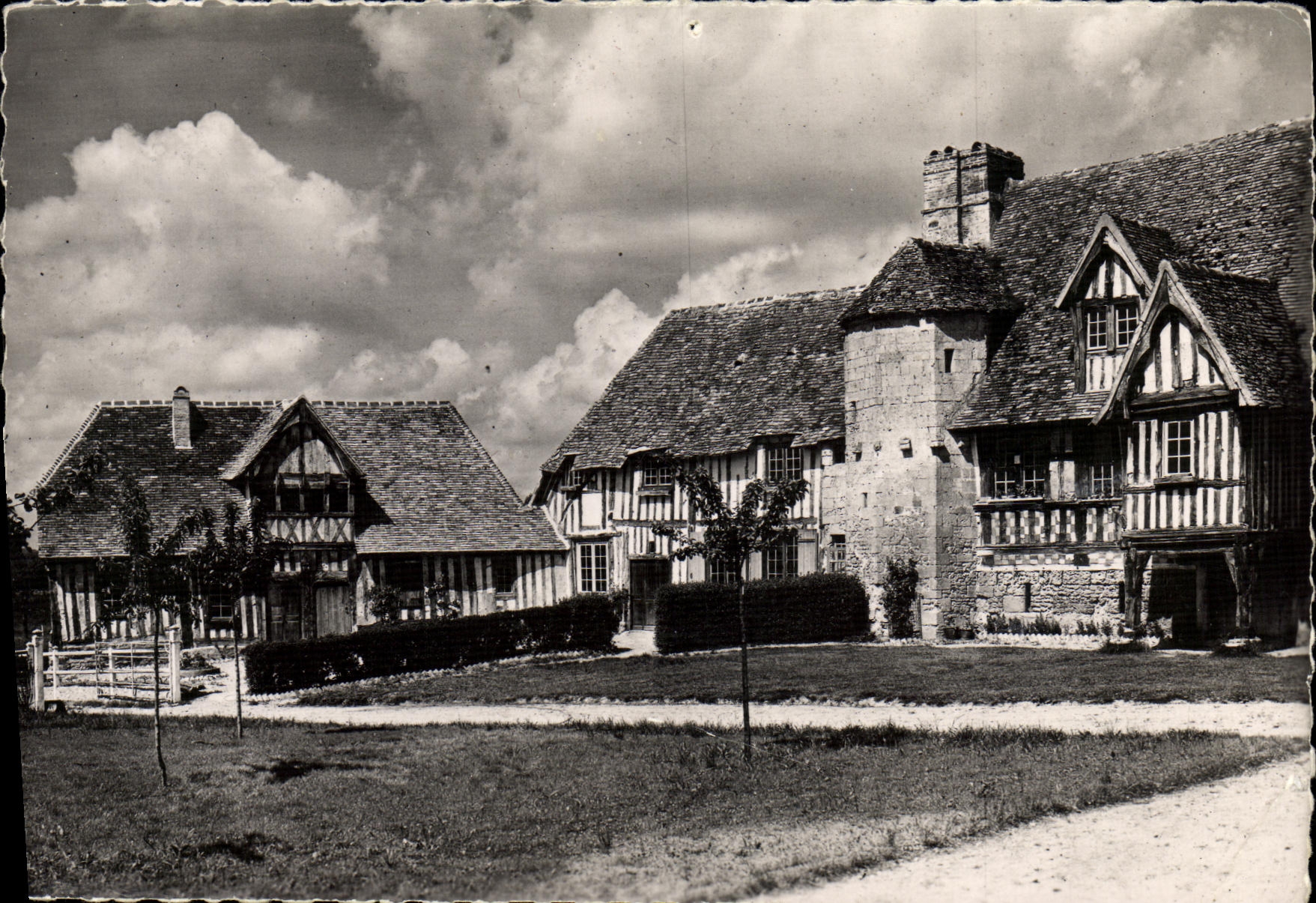 MODERN CARD Manor Seigneuraial de Canapville Old residence of the bishops of Lisieux