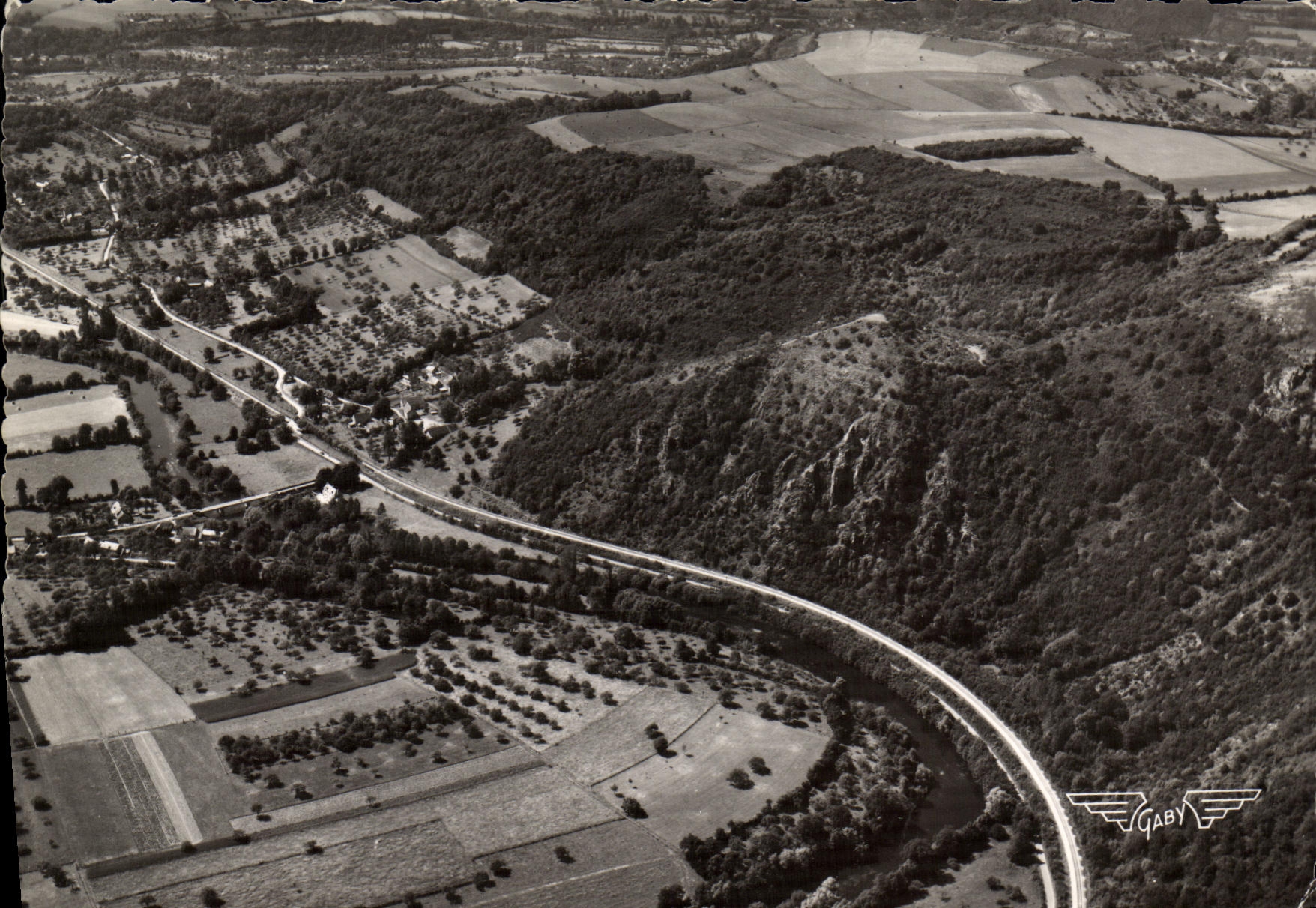 MODERN CARD Switzerland Clecy Norman the Rock of the Sugar loaf