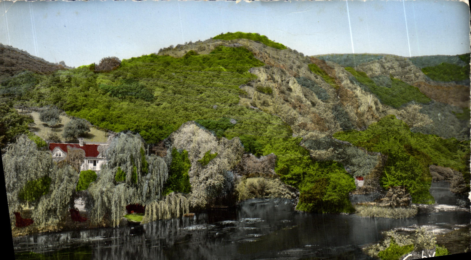 MODERN CARD Clecy the L and Sugar loaf Decorates