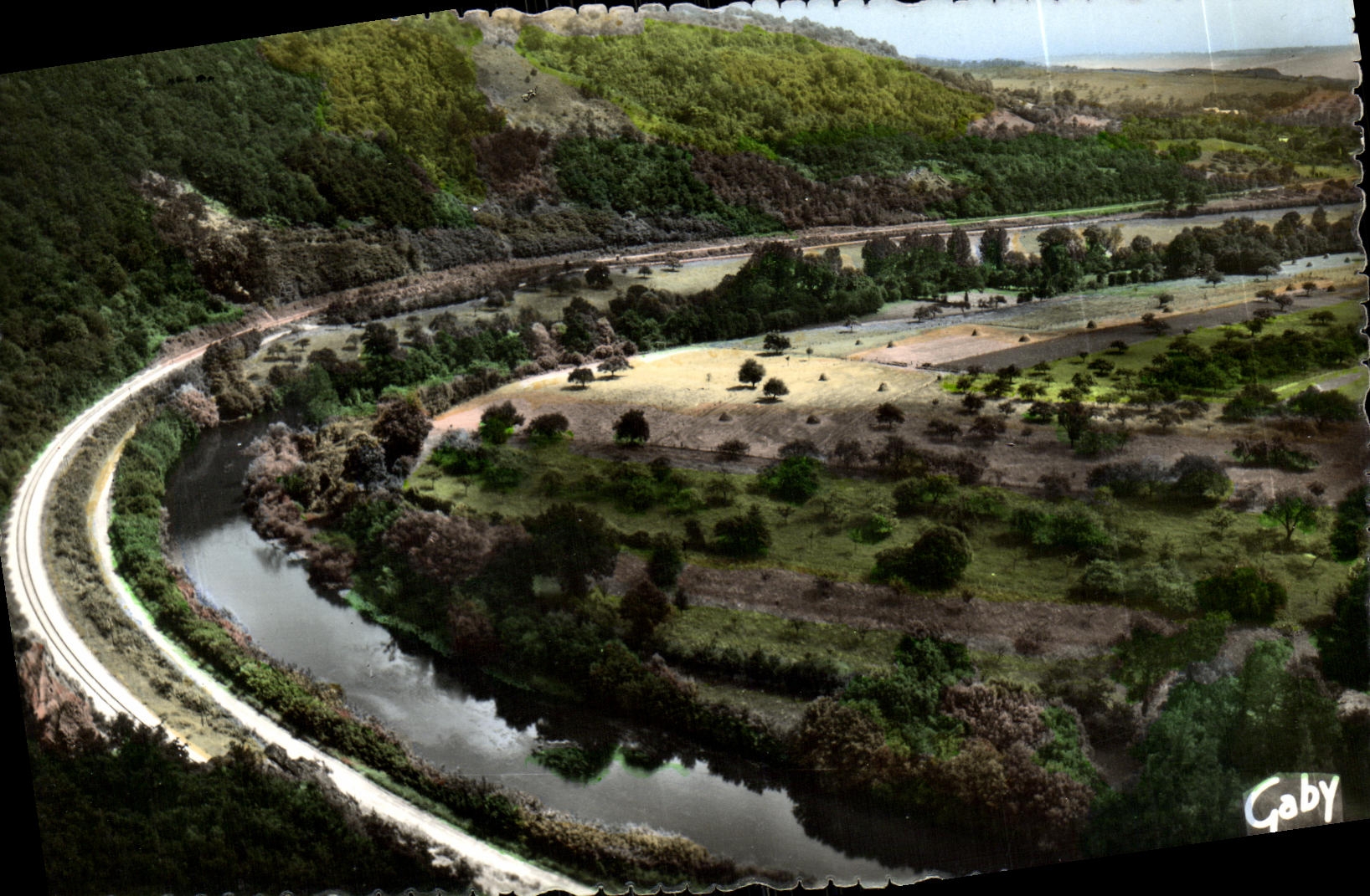 CPM Clecy Tour d Aulne les Rochres de la Houle