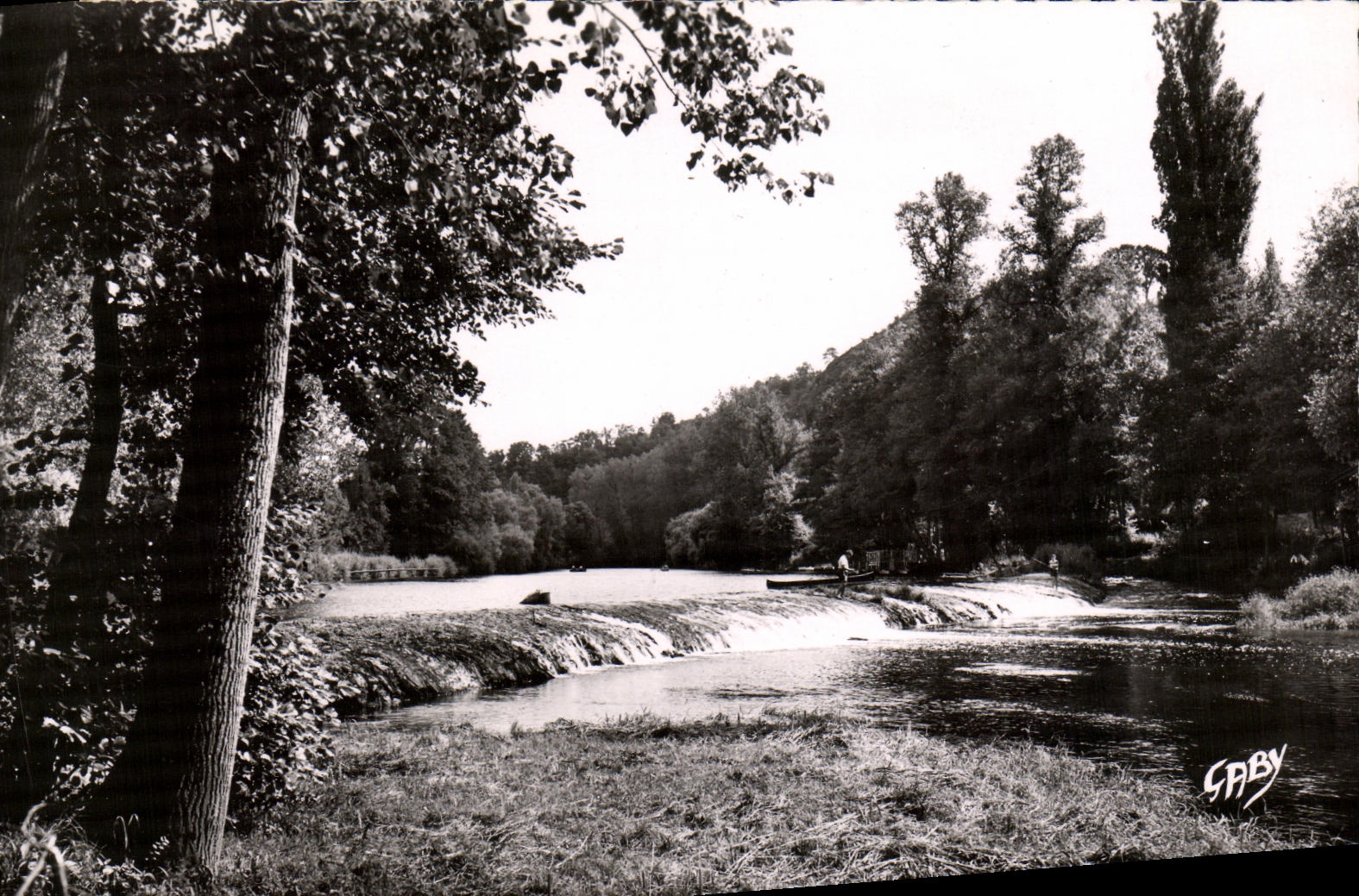 CPM Clecy Le Barrage du Vey sur l Orne