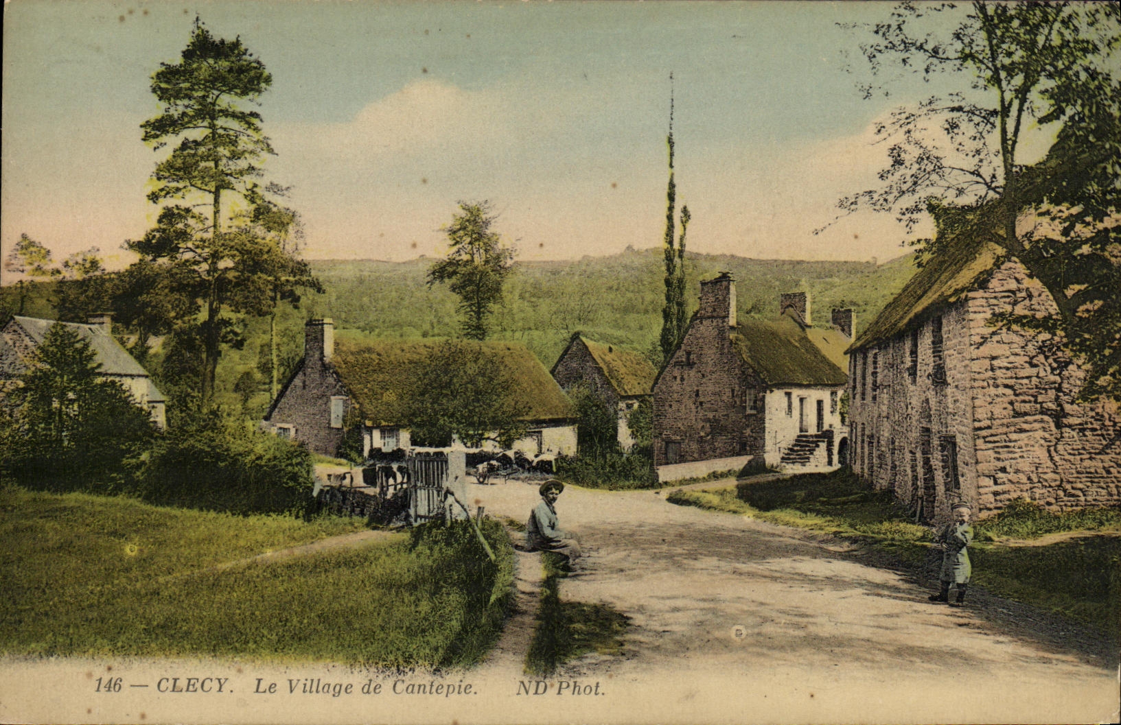 CPA Clecy Le Village de Cantepie