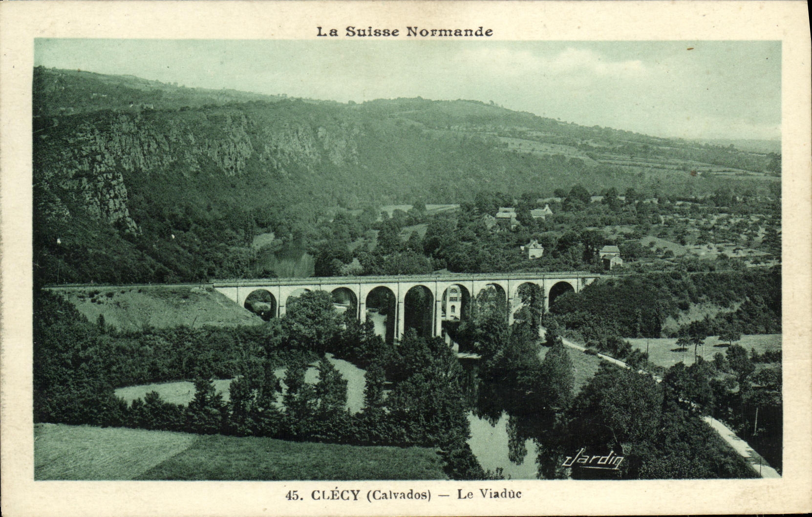 CPA Clecy Le Viaduc