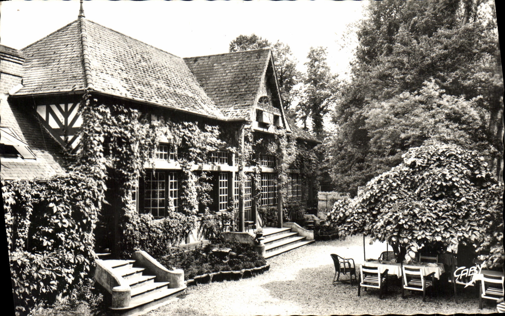 CPM Clecy Hotellerie du Moulin du Vey La Salle a Manger