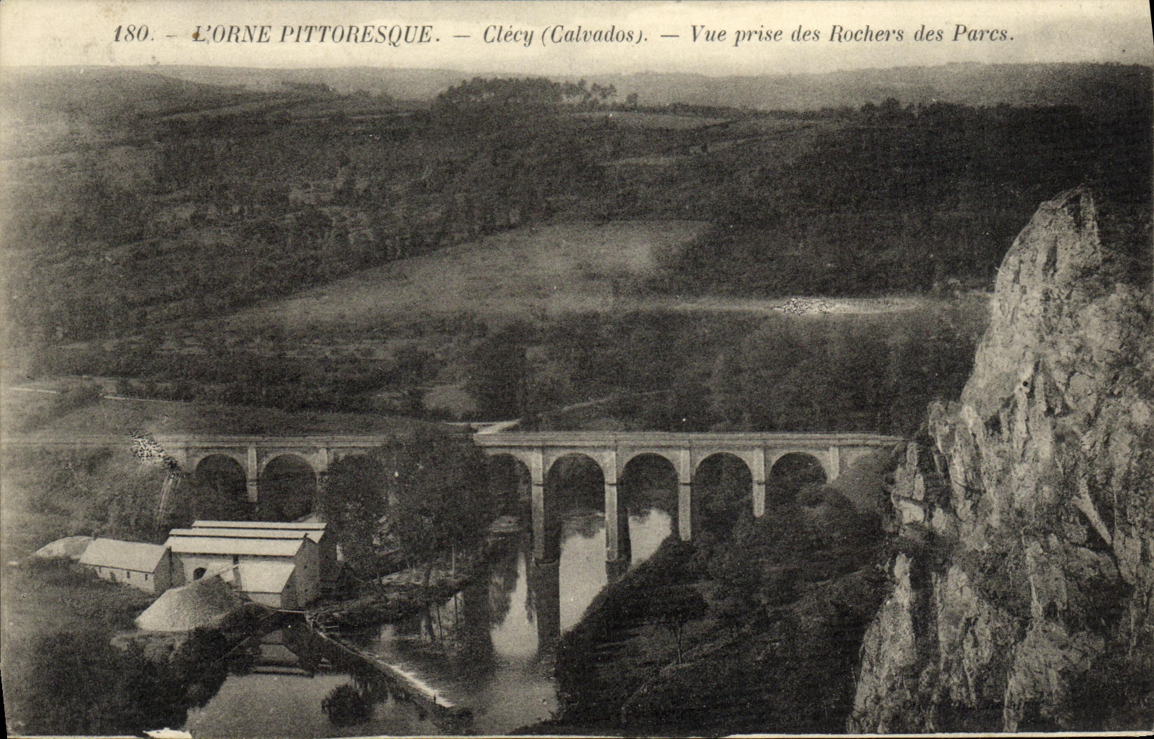 La POSTAL L de la VENDIMIA adorna Clecy pintoresco vista oscila de los parques