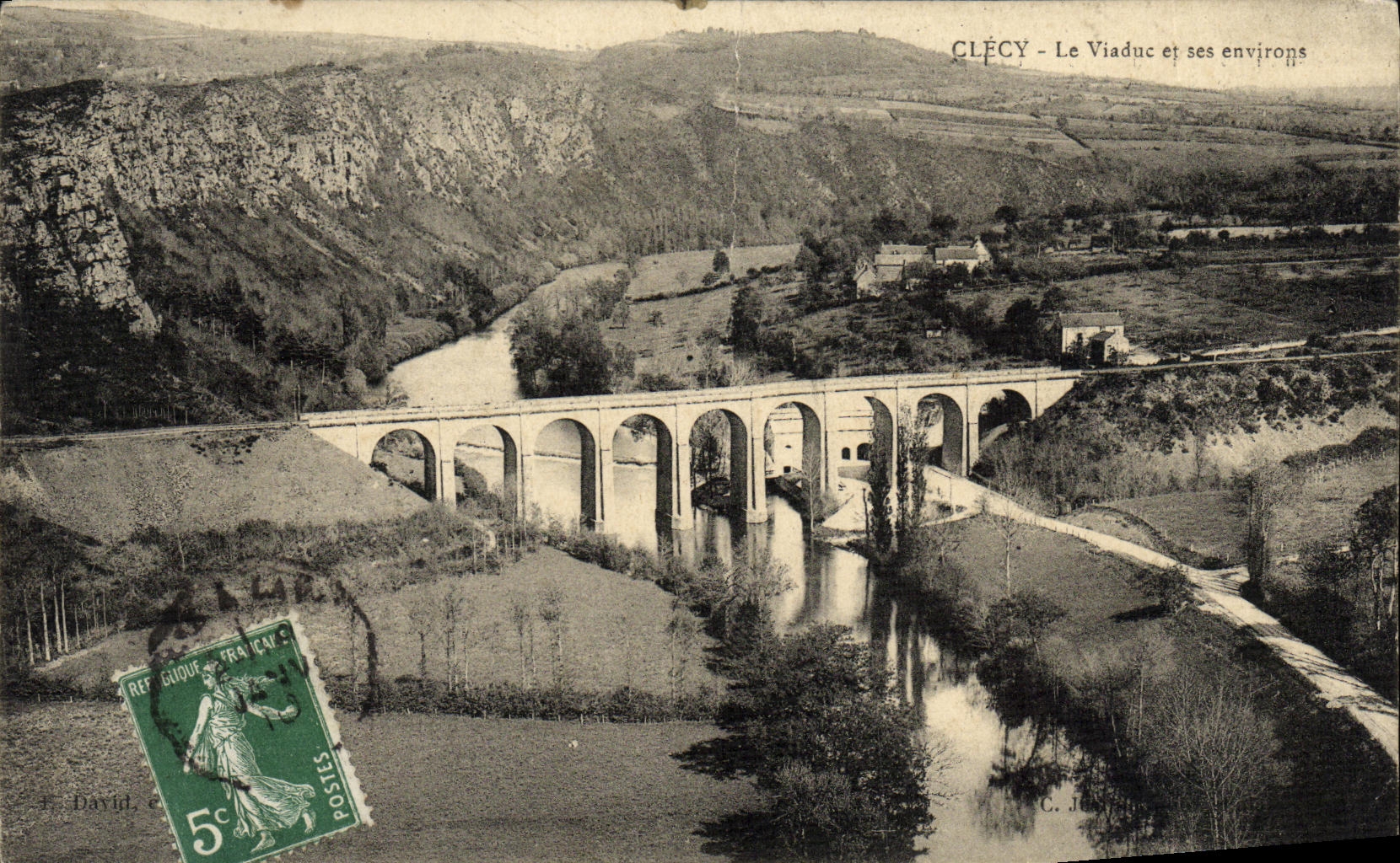 CPA Clecy Le Viaduc et ses environs