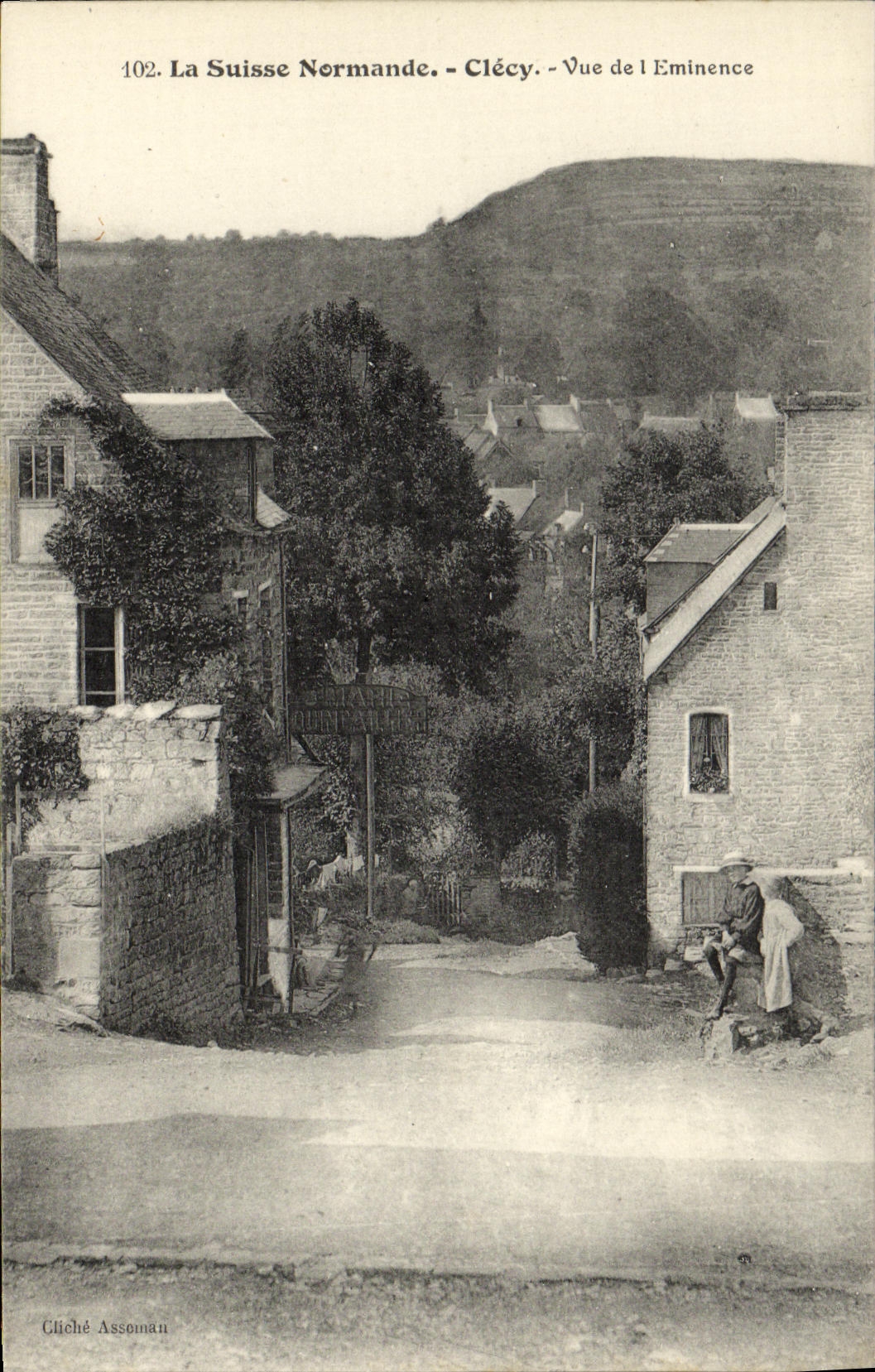 CPA La Suisse Normande Clecy Vue de l Eminence