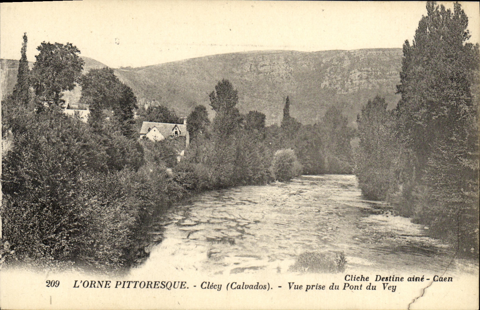 CPA Clecy Vue Prise du Pont du Vey