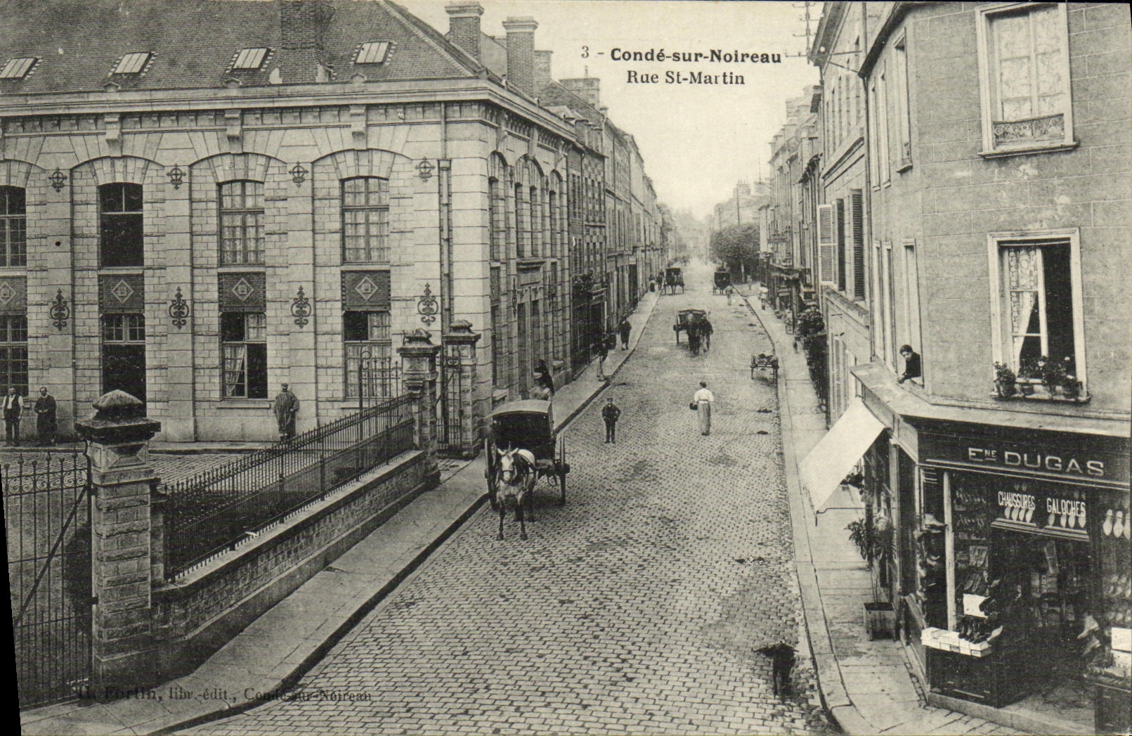 CPA Conde Sur Noireau Rue St Martin