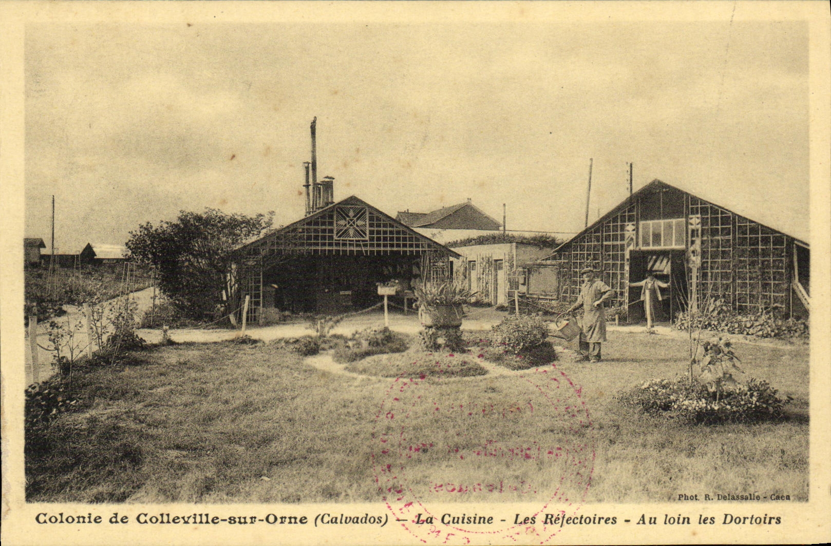 Colonia de la POSTAL de la VENDIMIA de Colleville en Orne refectorios de la cocina con lejos los dormitorios