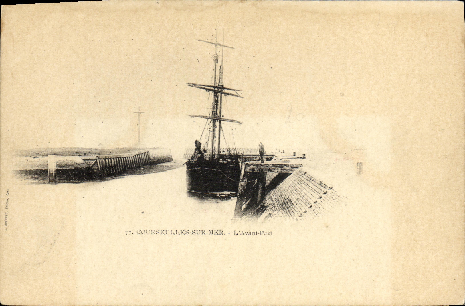 POSTAL Courseulles de la VENDIMIA en el mar L antes del barco de navegacion portuario