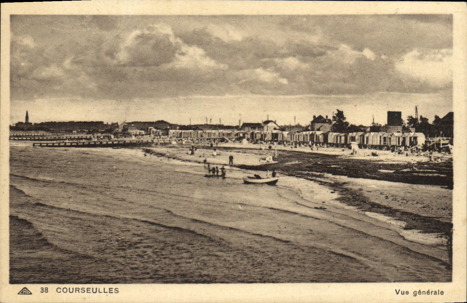 CPA Courseulles Vue Generale