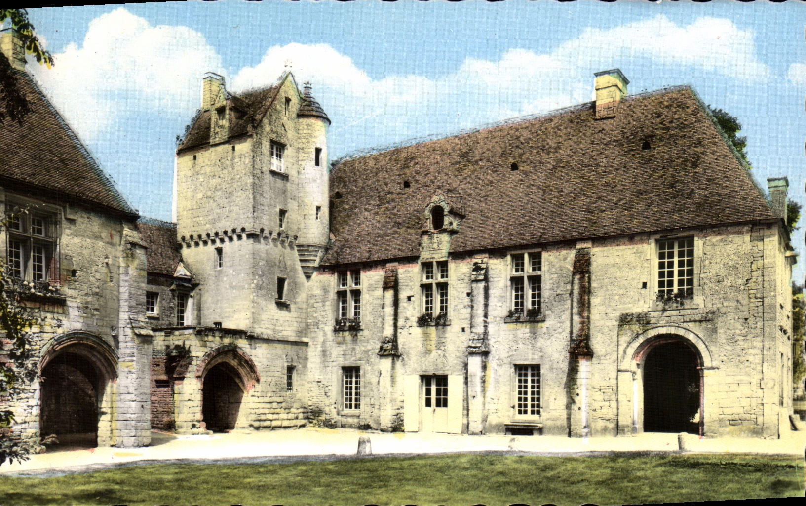 MODERN CARD Prioress Gabriel Saint close Creully