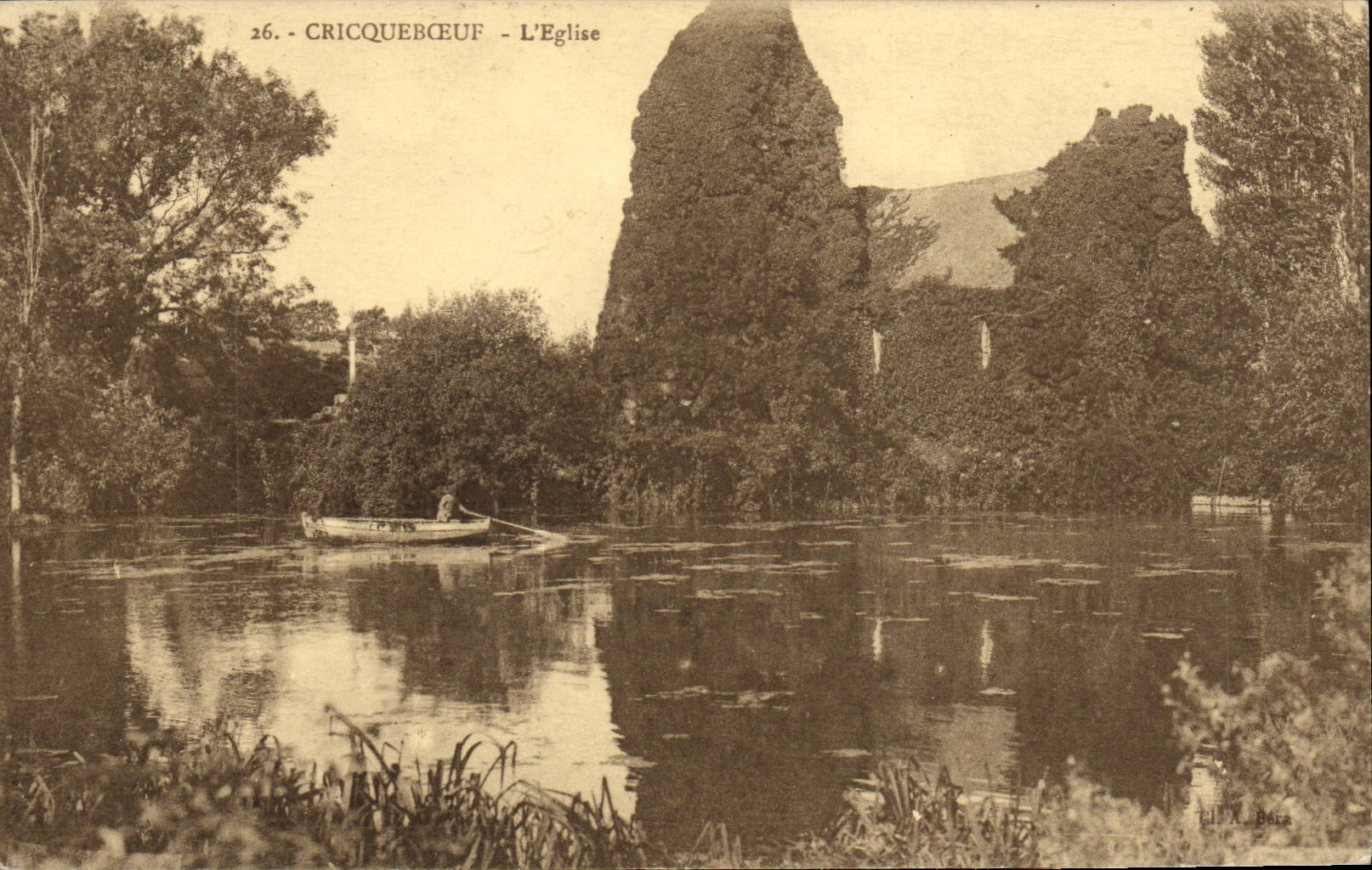 VINTAGE POSTCARD Cricqueboeuf L Church