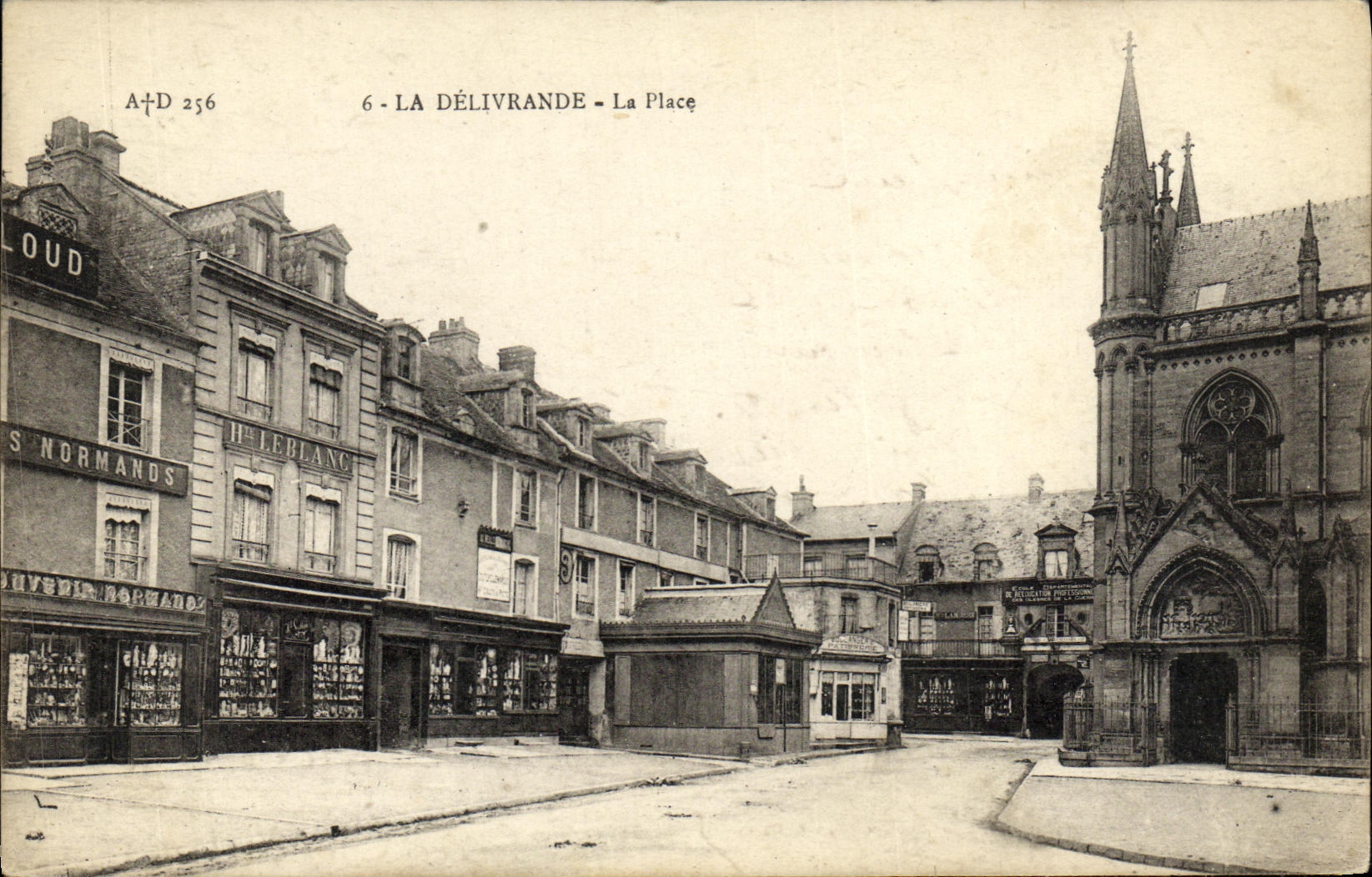CPA La Delivrande La Place