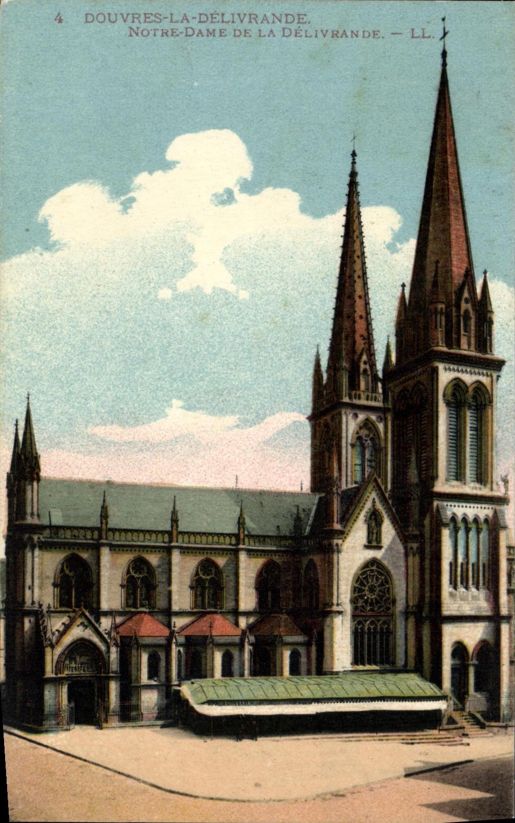 CPA Douvres la Delivrande Notre Dame de la Delivrande