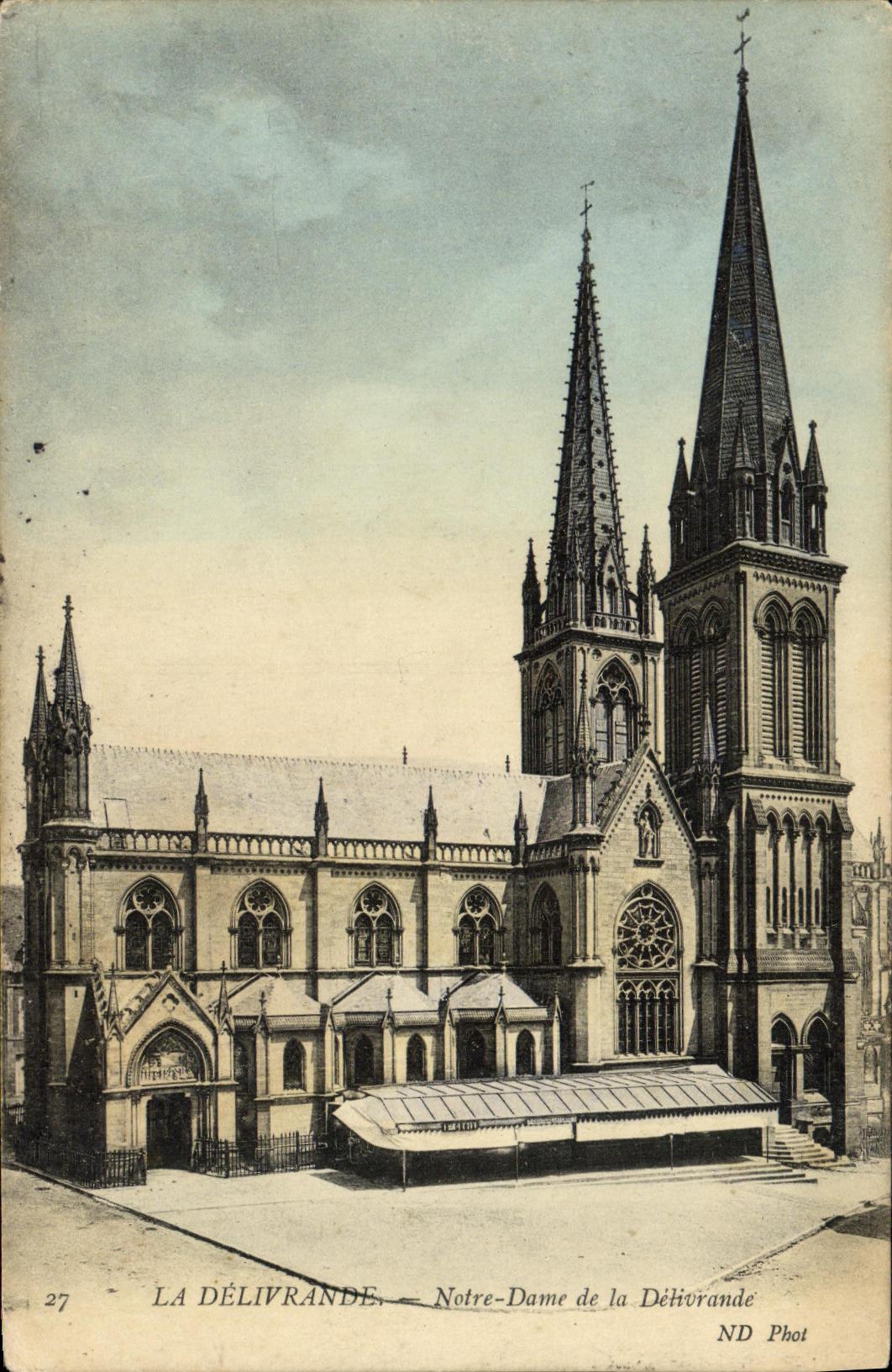 CPA La Delivrande Notre Dame de la Delivrande 