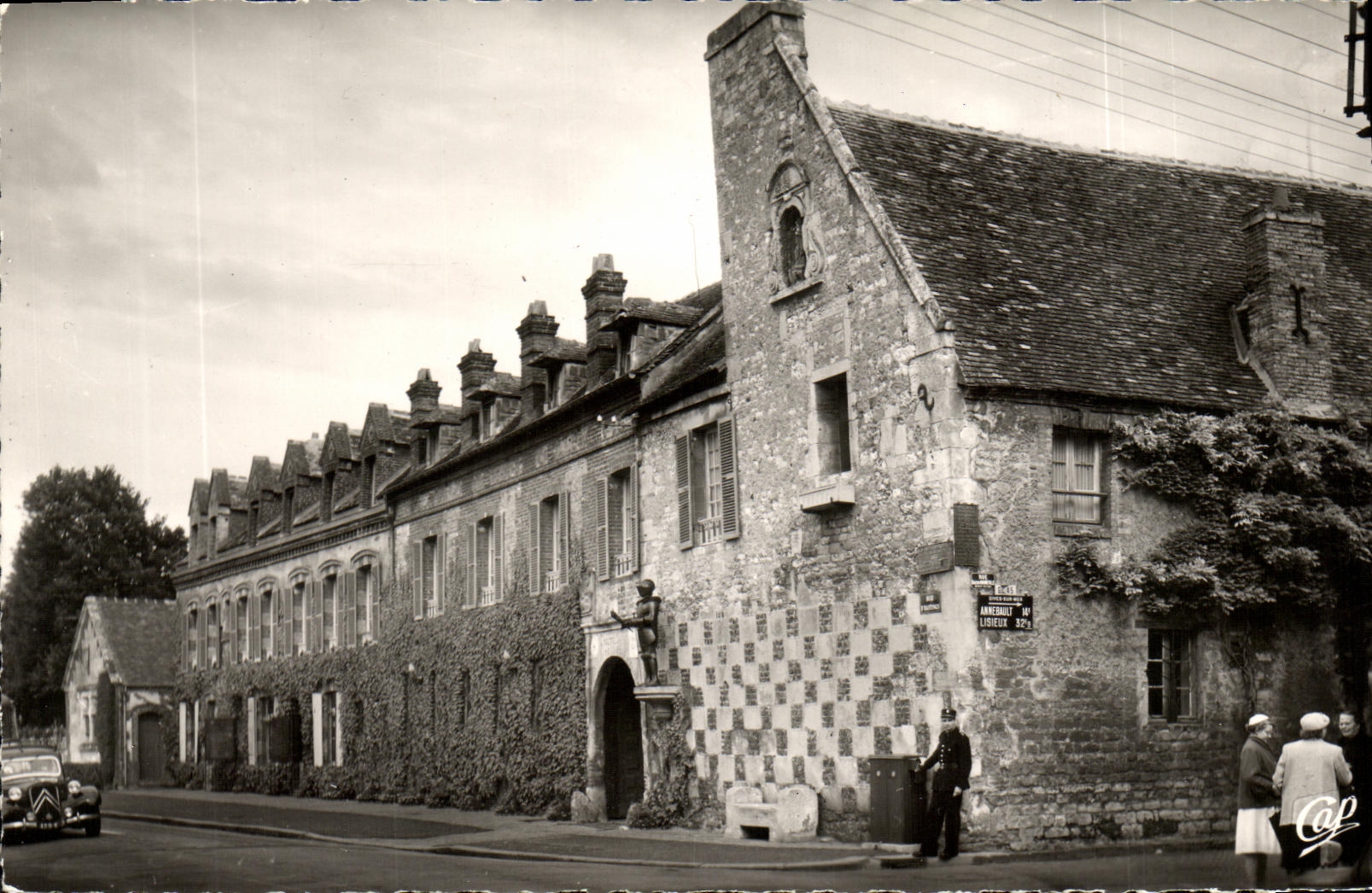 MODERN CARD Divine on Sea L Fashionable country inn of William the Conqueror