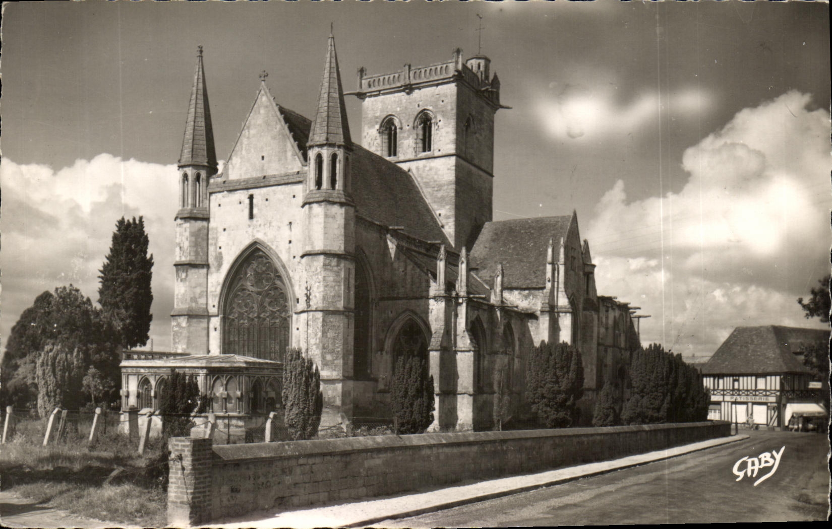 MODERN CARD Divine Cabourg L Church