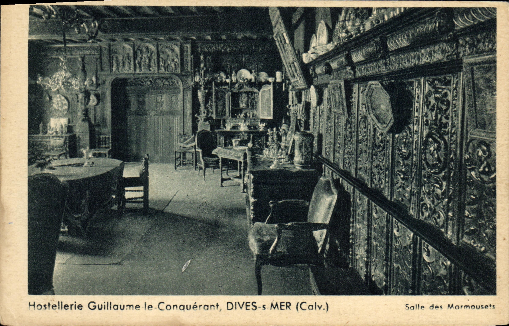 VINTAGE POSTCARD Divine William the Conqueror Fashionable country inn on Sea Room of Marmousets
