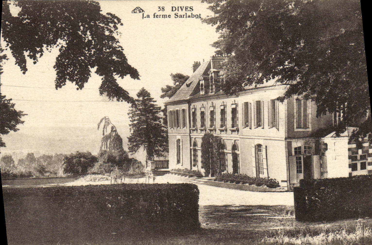 CPA Dives La ferme Sarlabot