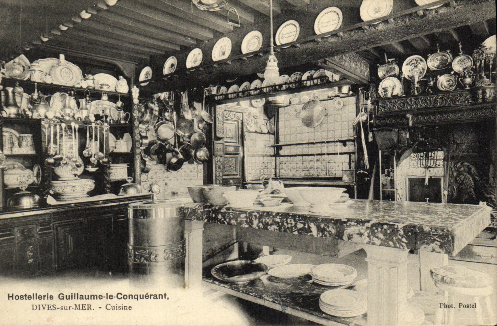 CPA Hostellerie Guillaume le Conquerant Dives sur Mer Cuisine