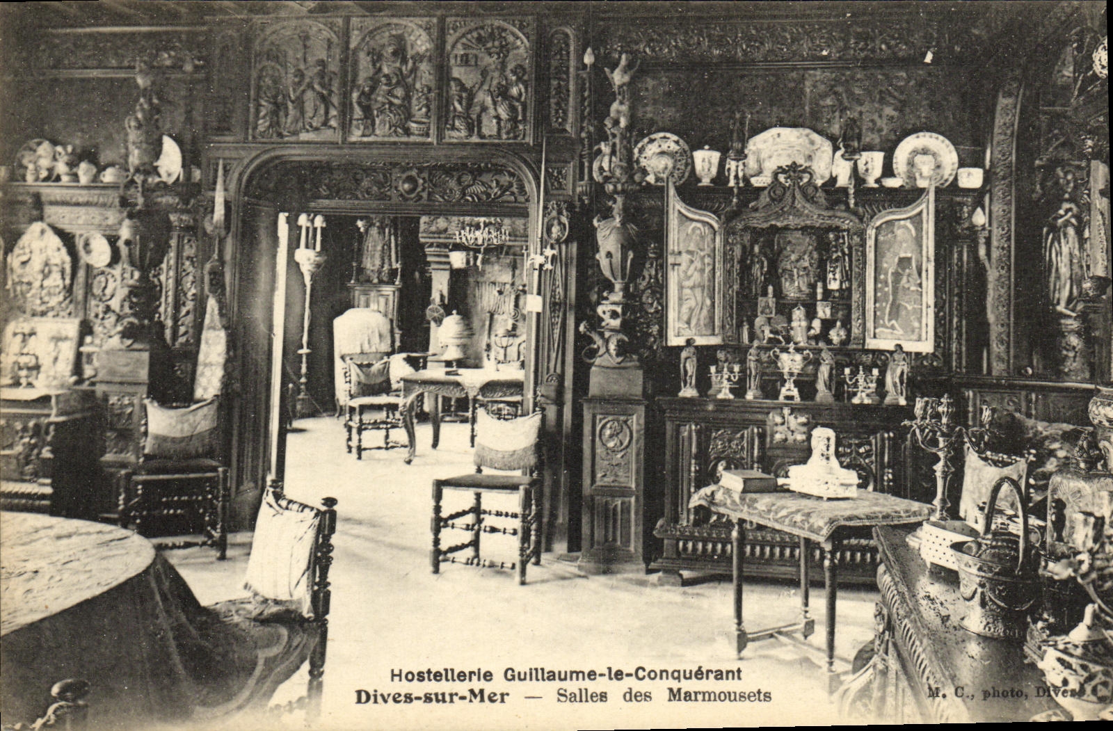 VINTAGE POSTCARD Divine William the Conqueror Fashionable country inn on Sea Rooms of Marmousets